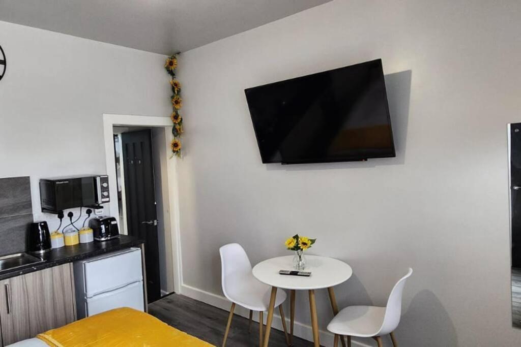 Arena Studio Coventry Luaran gambar